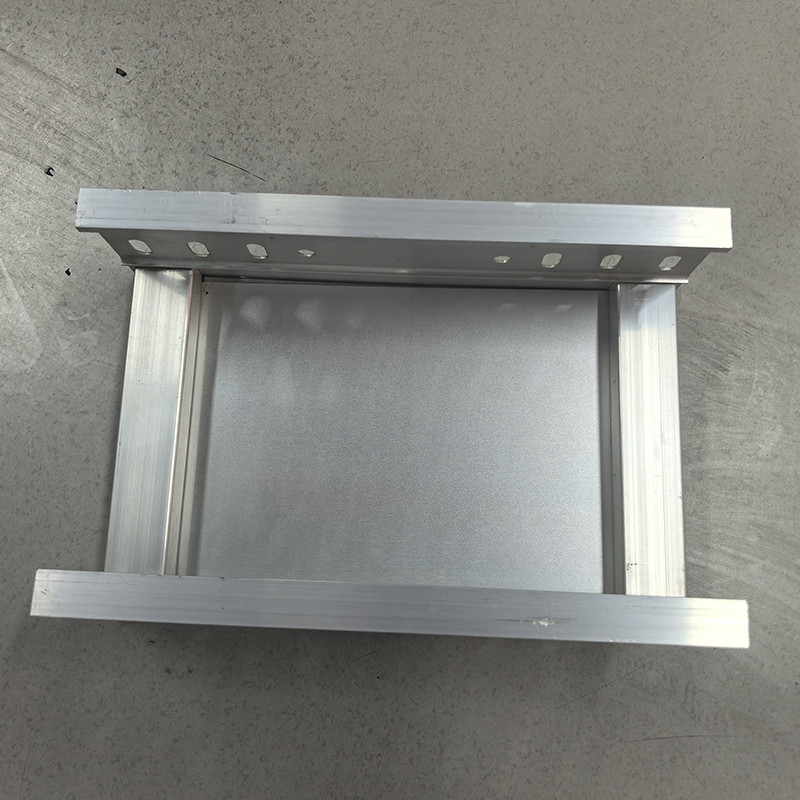 Anodizing Aluminum Cable Tray Wall Mounted Or Floor Mounted For Easy Installation