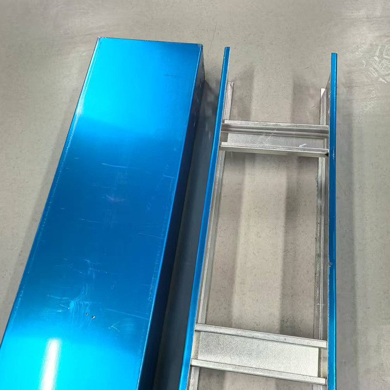 Medium Duty Load Aluminum Cable Tray with Wall Mounted / Floor Mounted Installation 1.0mm-3.0mm Thickness