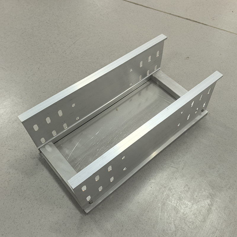 Anodizing Aluminum Cable Tray Wall Mounted Or Floor Mounted For Easy Installation